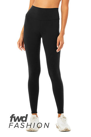 Women's high-waist fitness legging in black with compression fit and moisture-wicking fabric