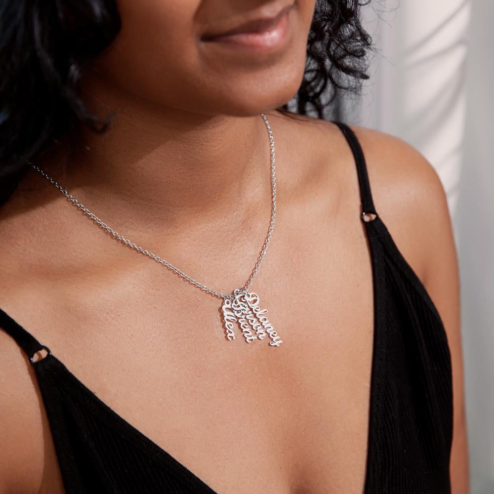 Show off Your Babies with this Multi Name Necklace!!